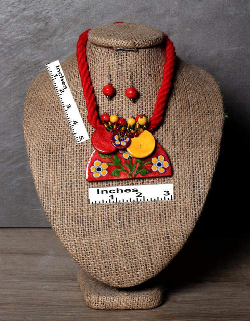 Blue Pottery Guccha Necklace With One Bead Earring (Red)